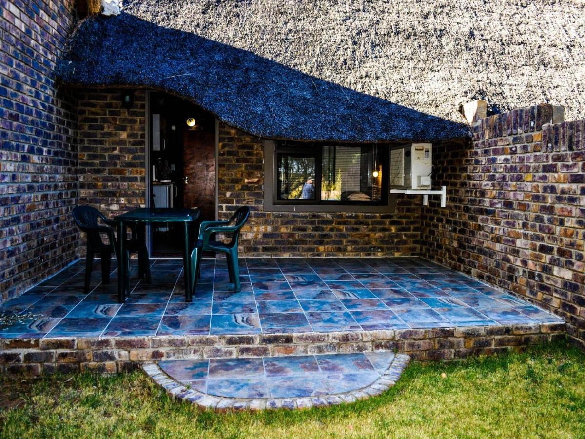 Die Dam - Transkalahari End Resort Gobabis Exteriör bild