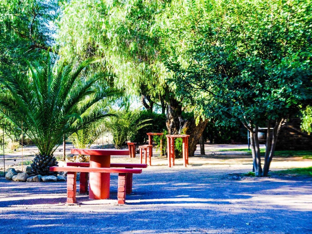 Die Dam - Transkalahari End Resort Gobabis Exteriör bild