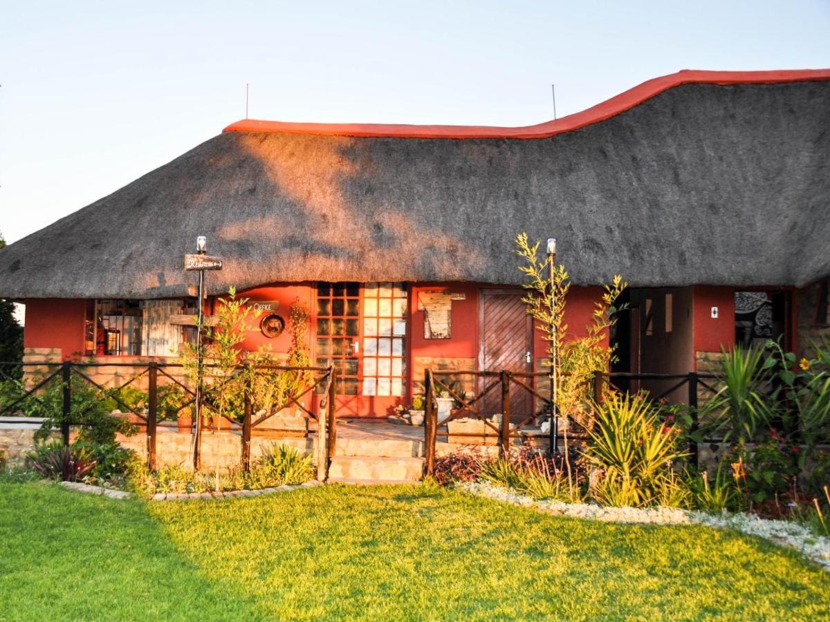 Die Dam - Transkalahari End Resort Gobabis Exteriör bild